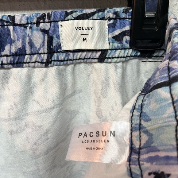 PacSun Blue and Gray Patterned Board Shorts. Medium - Picture 6 of 7